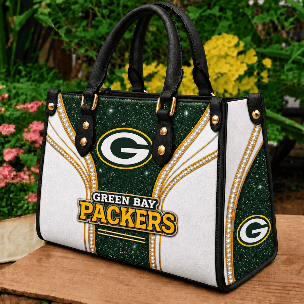 Green Bay Packers Leather Handbag – A Gift She’ll Carry with Pride | MGHU12