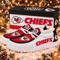 Kansas City Chiefs | Premium NFL Football Field Fan Loafer Shoes - VAN826526