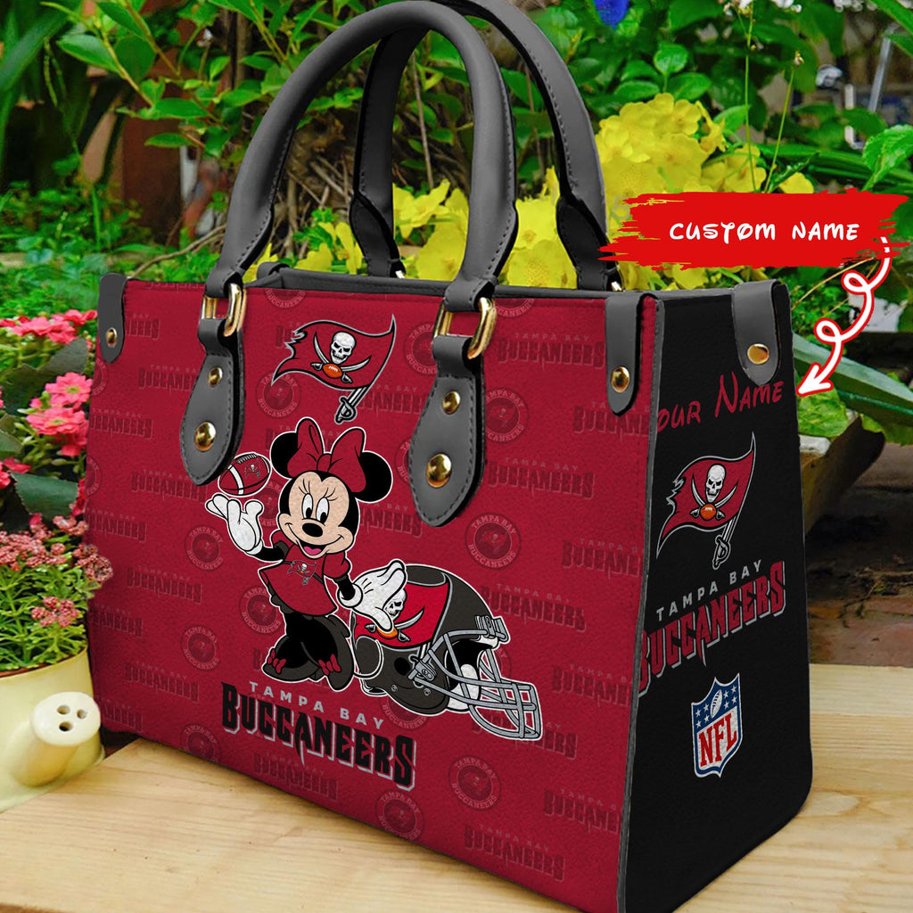 Tampa Bay Buccaneers Personalized Leather Hand Bag BB377
